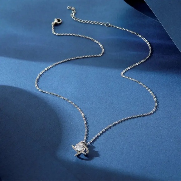 Wind Star Four Leaf Clover sterling silver Diamonds Brass Pendant necklace NIB 🎁 - Picture 4 of 6